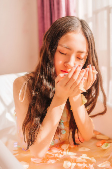 快穿之各种人生 盼欢